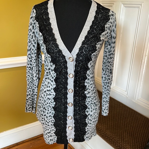 Parfait Tunic Sweater - Picture 1 of 5